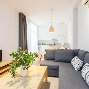 https://apartamento-souviron.es-andalucia.com